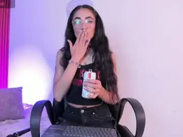 Chaturbate Watch Live Sex Cams of raven_smith_