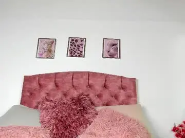 Chaturbate Live Sex Cam of lia_blake7