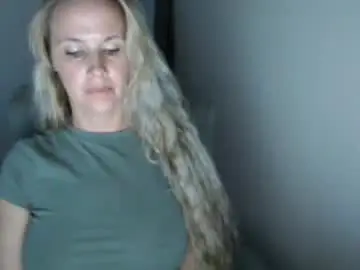 Chaturbate Best live sex cam show of love_on_