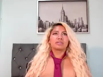 Chaturbate Adult Webcams of ivonnybon