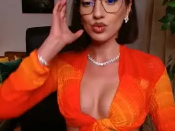 Chaturbate Sex Cam of vivienneclement