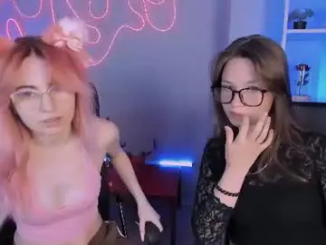 Chaturbate Live Sex Cam of lissa_veils