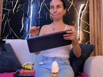 Chaturbate Sex Chat of starlight_mature23_aws