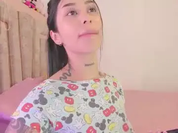 Chaturbate Free Live Porn of hilary_jones_22