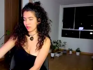 Chaturbate Adult Webcams of maithe_perroni