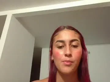 Chaturbate Nude Webcam of aurora_petit_