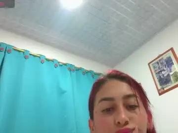 Chaturbate Free Porn Cam of aurora_petit_