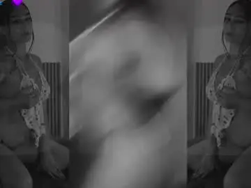 Chaturbate Sex Cam of kenia_sweetie