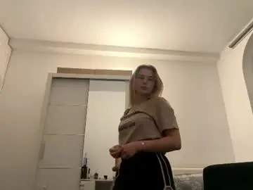 Chaturbate Free Porn Cam of zizzlebeam
