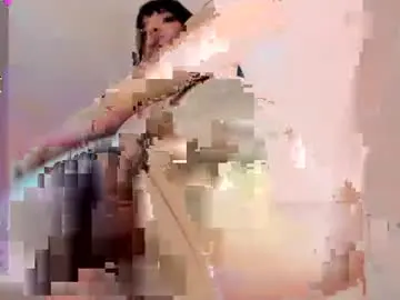 Chaturbate Live Sex Cam of your_petite18
