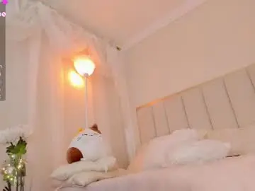 Chaturbate Best live sex cam show of your_petite18