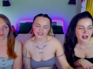 Chaturbate Live Sex Cam of ashley_crashly