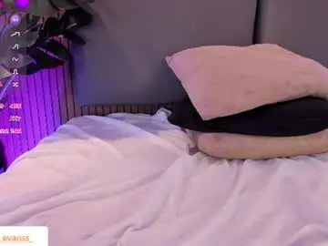 Chaturbate Sex Chat of nicolleevan_