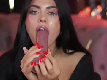 Chaturbate Sex Cam of ravennadarcy