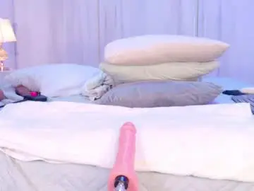 Chaturbate Live Sex Cam of megan_rous2