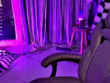 Chaturbate Free Porn Cam of oliviamcclean