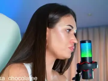 Chaturbate Live Sex Cam of anutka_chocolatee
