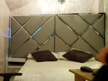 Chaturbate Best live sex cam show of emma_luxx_