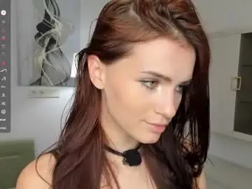 Chaturbate Sex Cam of synne_glows