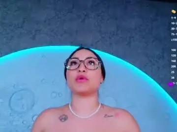 Chaturbate Free Porn Cam of reiinachloe