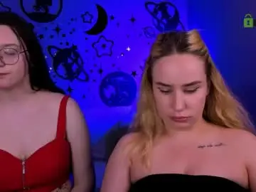 Chaturbate Free Porn Cam of nymiraa