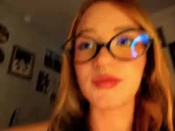 Chaturbate Live Sex Cam of sophieluck