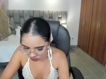 Chaturbate Adult Webcam of alana_martiins