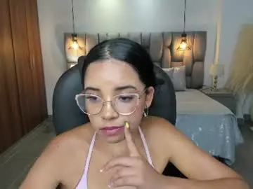Chaturbate Live Porn of alana_martiins