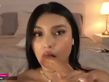 Chaturbate Live Porn of missthailand_