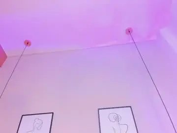 Chaturbate Best live sex cam show of alicethompsson