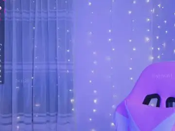 Chaturbate Live Sex Cam of lilyrose1_