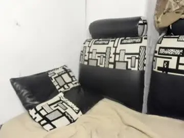 Chaturbate Best live sex cam show of nathaly_love96