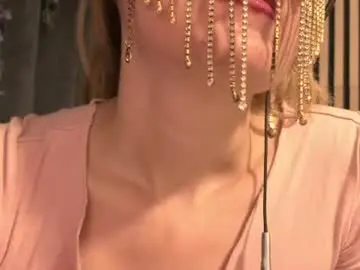 Chaturbate Live Sex Cam of secretanni