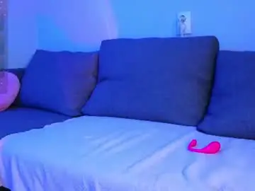 Chaturbate Free Porn Cam of kira_briis
