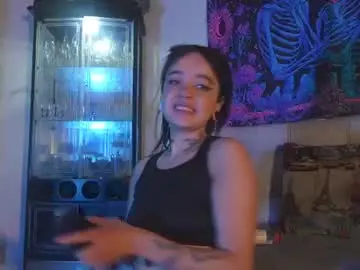 Chaturbate Live Porn of ariana_whitee