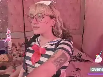 Chaturbate Nude Webcam of sweet_emmili