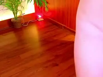 Chaturbate Sex Cam of miiaa_cooper