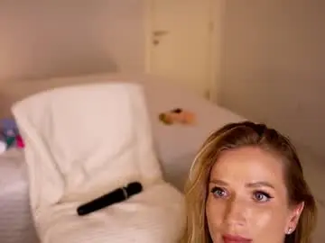 Chaturbate Live Sex of miya_shake
