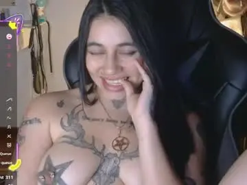 Chaturbate Live Sex Cam of val_bardot1
