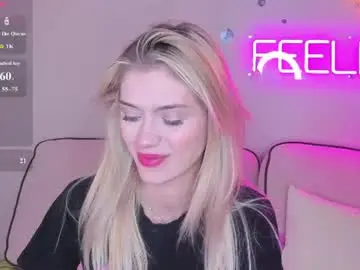 Chaturbate Live Sex Cam of cherry_pr1ce