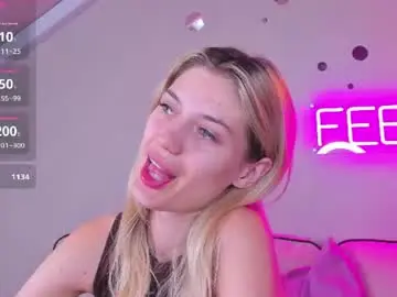 Chaturbate Adult Video Chat of cherry_pr1ce