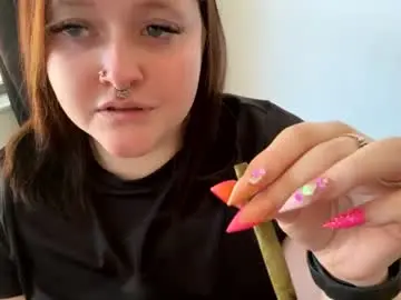 Chaturbate Live Sex Cam of riah_babbie