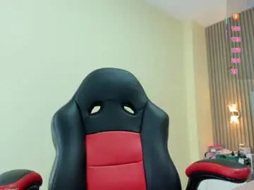 Chaturbate Free Live Porn of magievans1