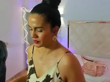 Chaturbate Adult Webcam of rosalind_tay