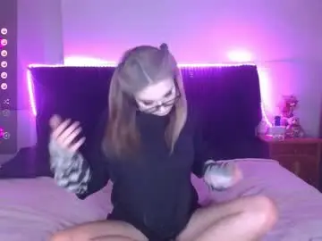 Chaturbate Free Porn Cam of shysweetrish