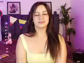 Chaturbate Live Sex Cam of mia_collins_21