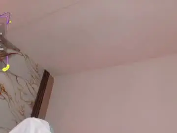 Chaturbate Live Sex of ahvi_ebony