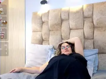 Chaturbate Best live sex cam show of carolinacrus01