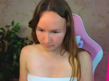 Chaturbate Sex Cam of little_doll_meow