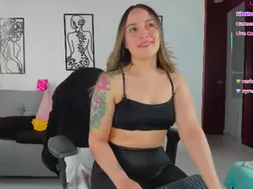 Chaturbate Free Live Porn of ciindy_lovee